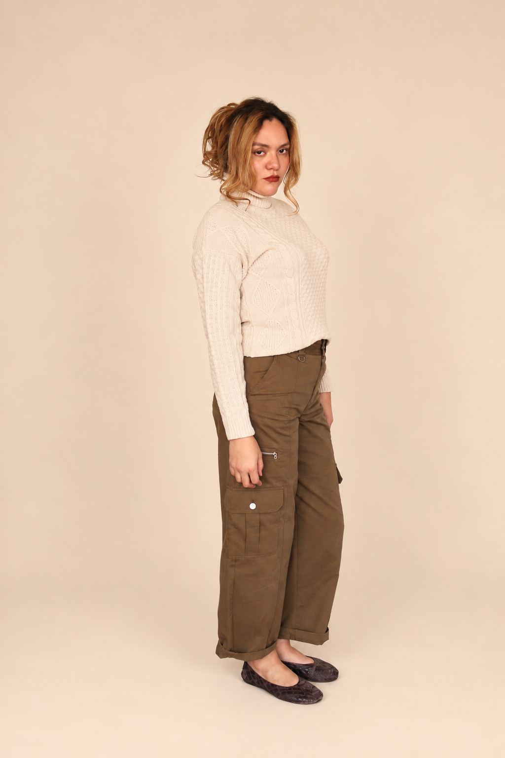 Sweater beige cuello tortuga