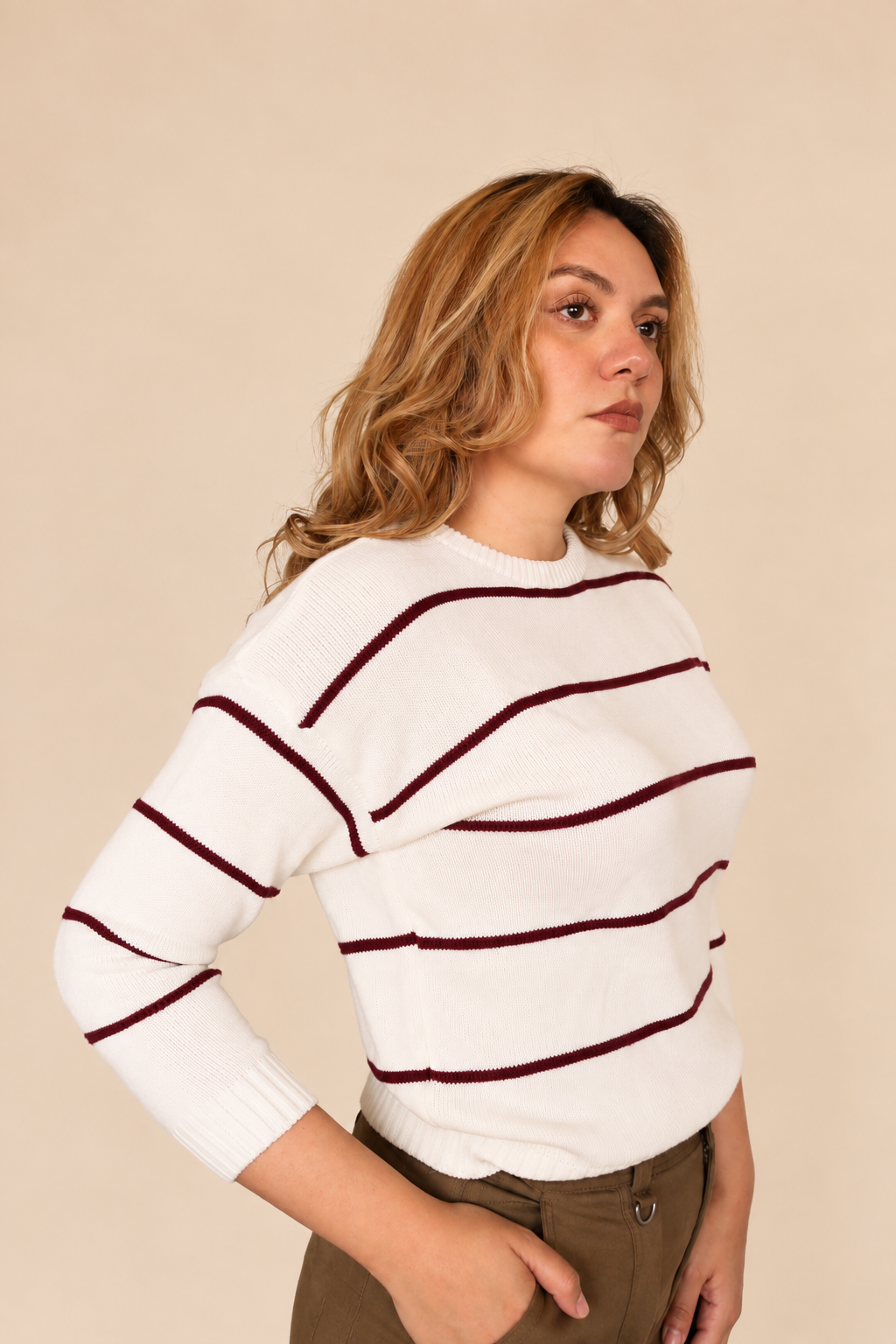 Sweater blanco rayas vino